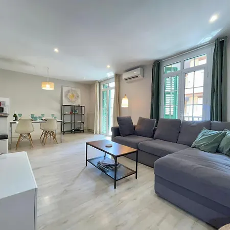 Urban Town Iv Apartment *