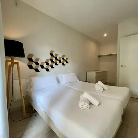 Апартаменты Barcelonaforrent Urban Town Suites Барселона